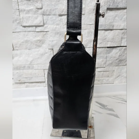 Chanel Black Chocolate Bar LeatherShoulder - Picture 6 of 14